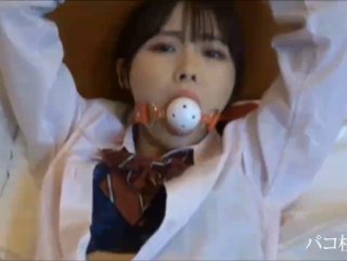 300MIUM-432 性豪人妻の性遍歴に驚愕！デートの途中にパンティーを脱ぎ道端へ置く謎のプレイに変態カップルは大興奮！